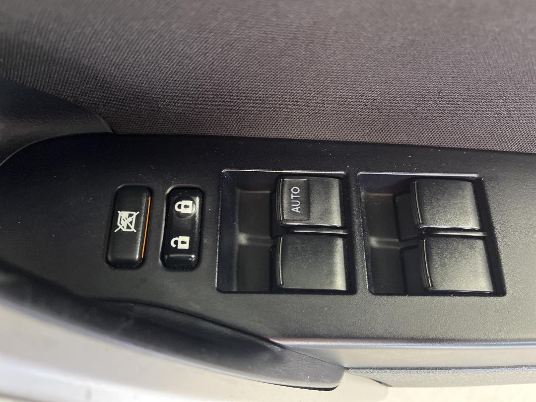 Photo '27' of Toyota Corolla