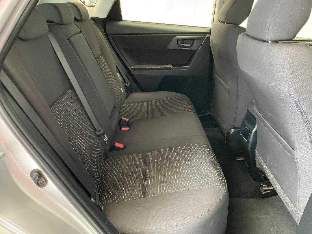 Photo '20' of Toyota Corolla