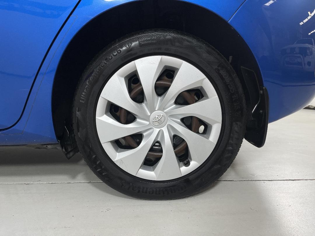 Photo '11' of Toyota Corolla