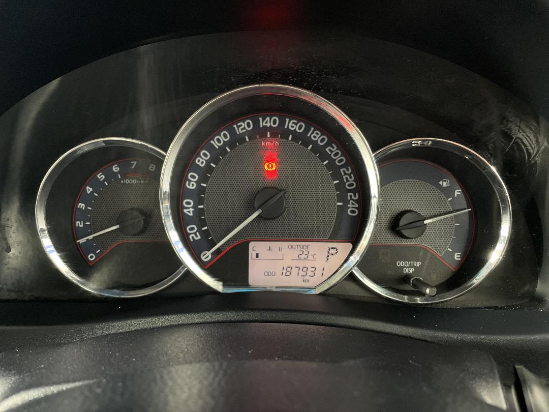 Photo '21' of Toyota Corolla