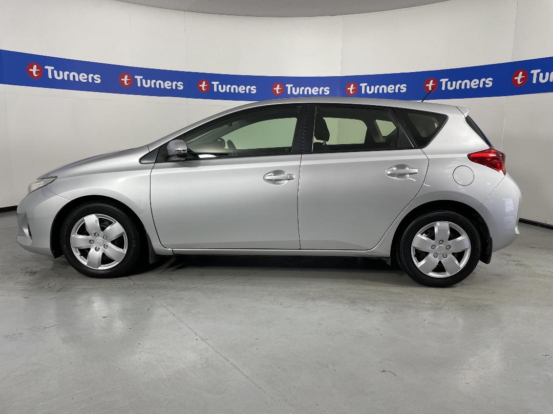 Photo '24' of Toyota Corolla