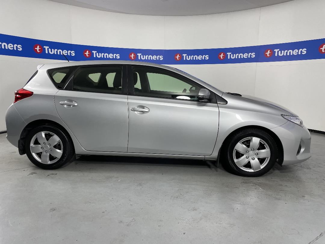 Photo '23' of Toyota Corolla