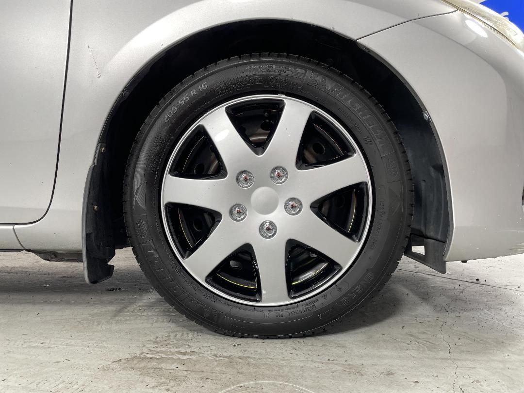 Photo '9' of Toyota Corolla