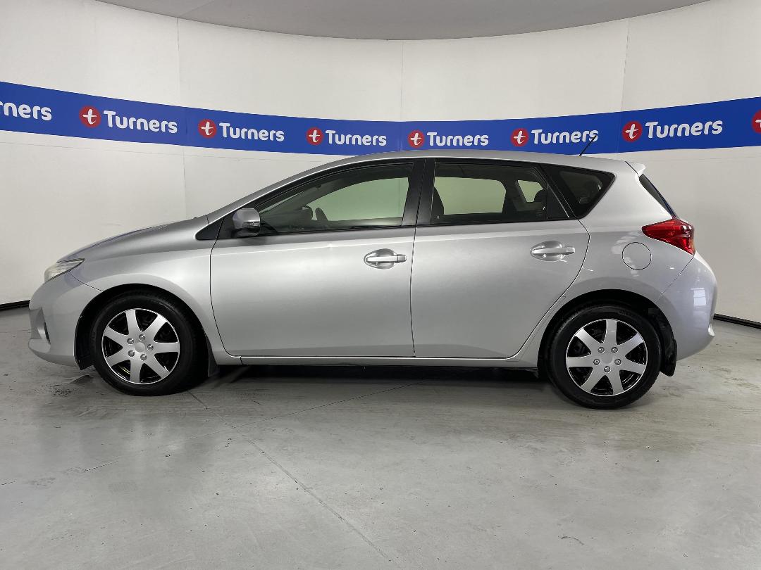 Photo '23' of Toyota Corolla