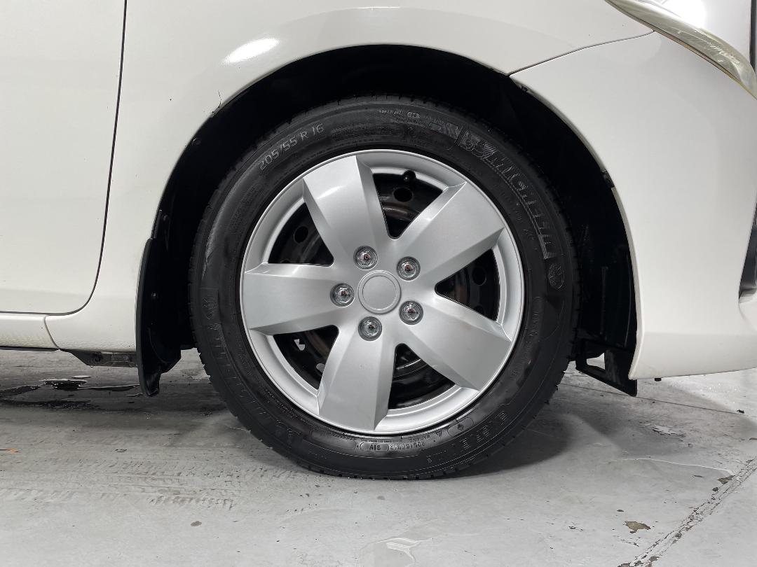 Photo '9' of Toyota Corolla