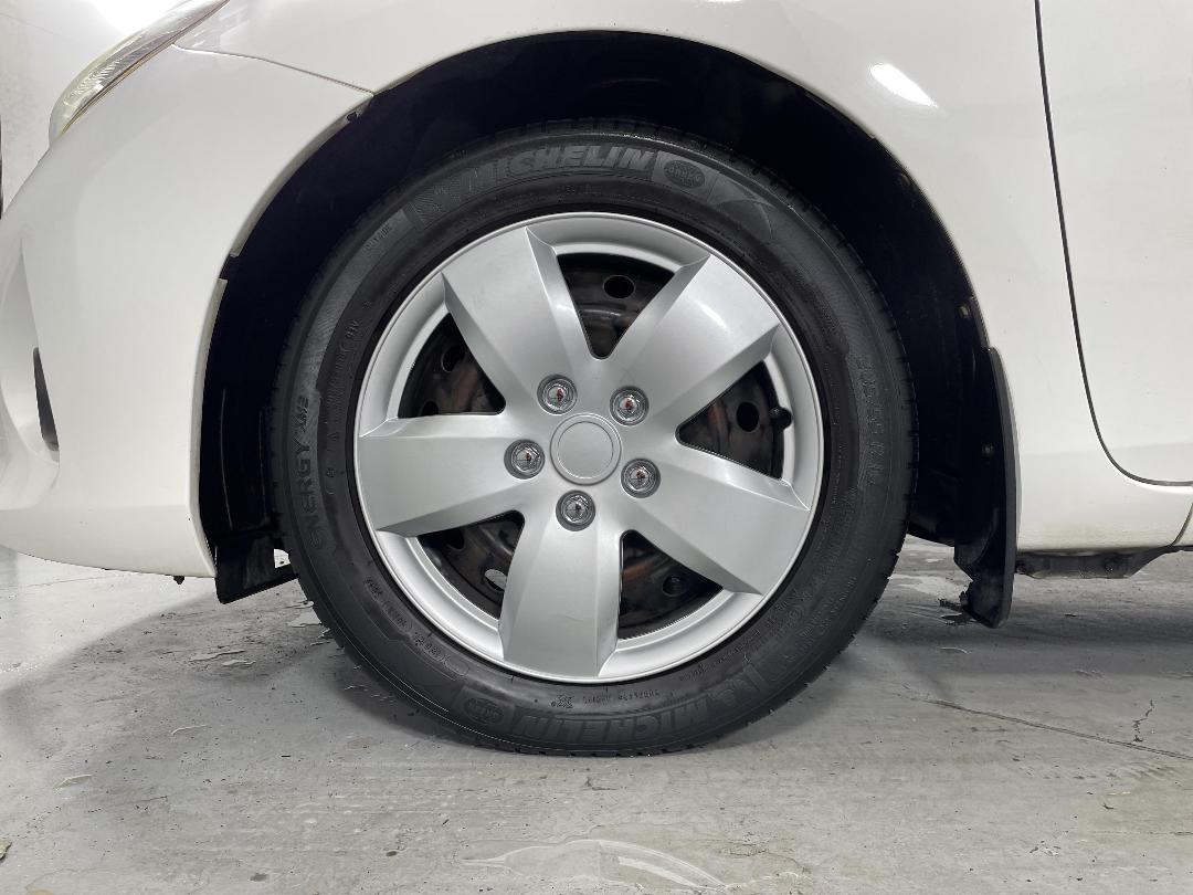 Photo '10' of Toyota Corolla