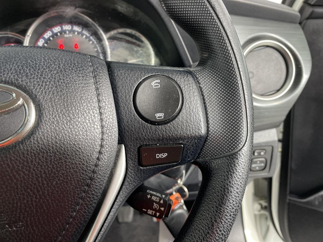 Photo '27' of Toyota Corolla