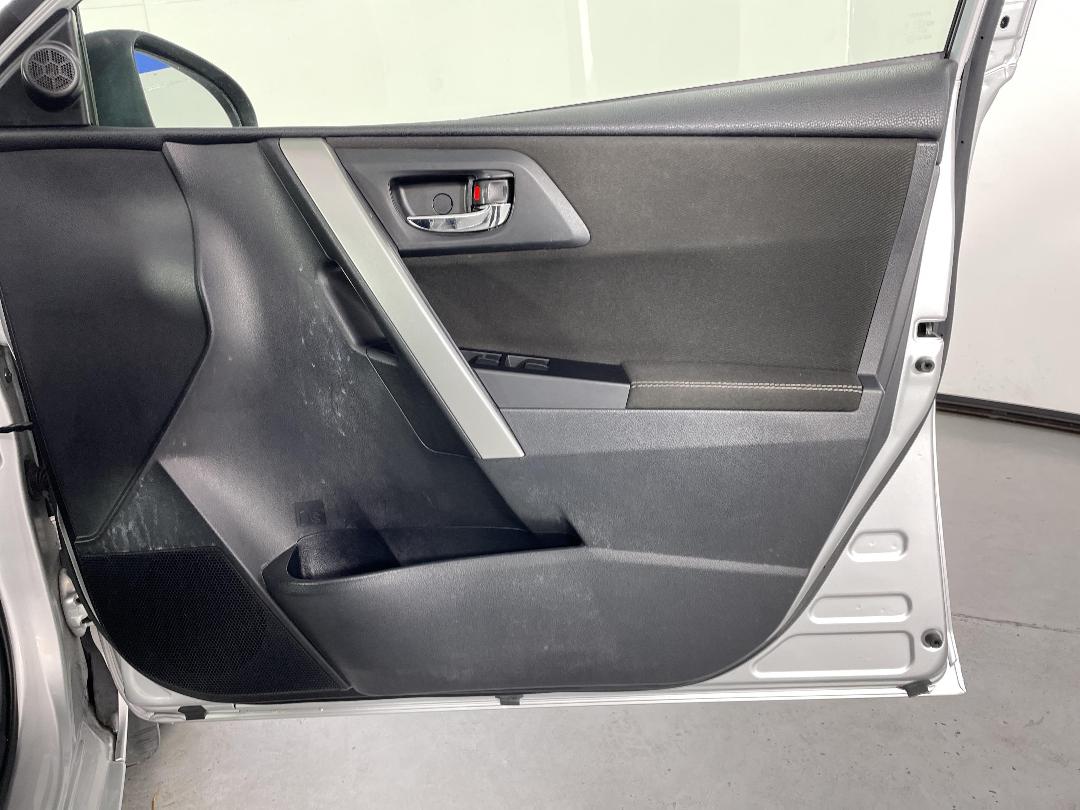 Photo '15' of Toyota Corolla