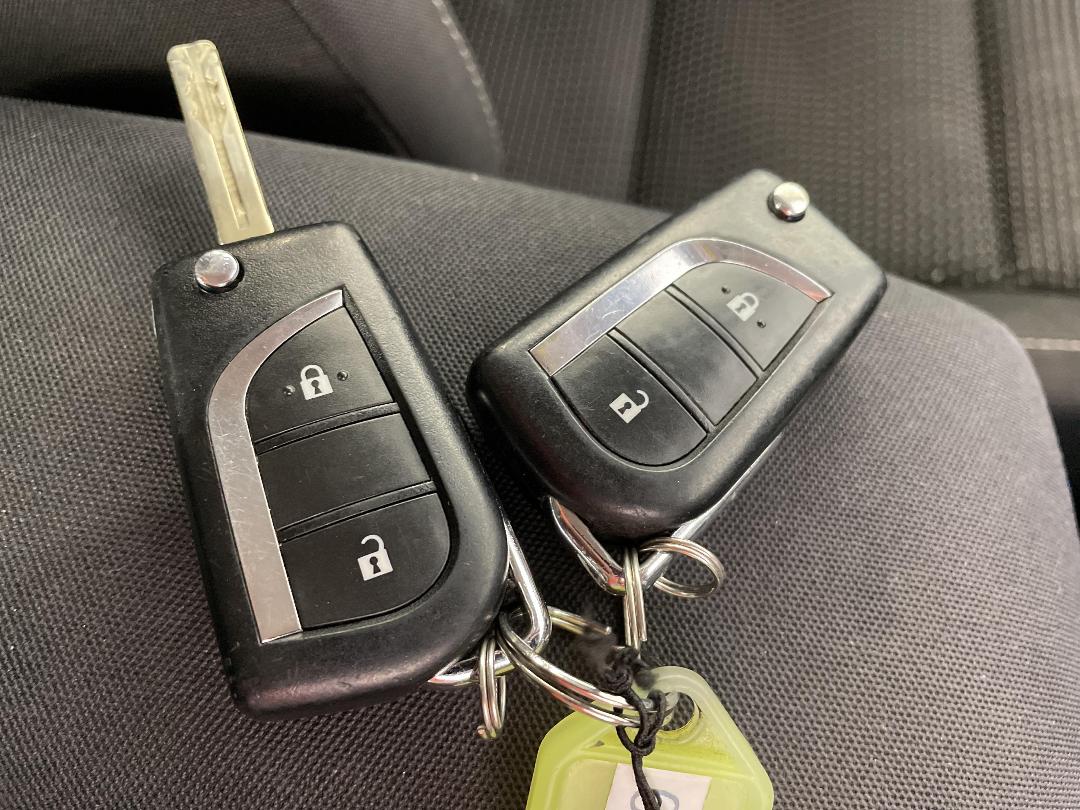 Photo '22' of Toyota Corolla