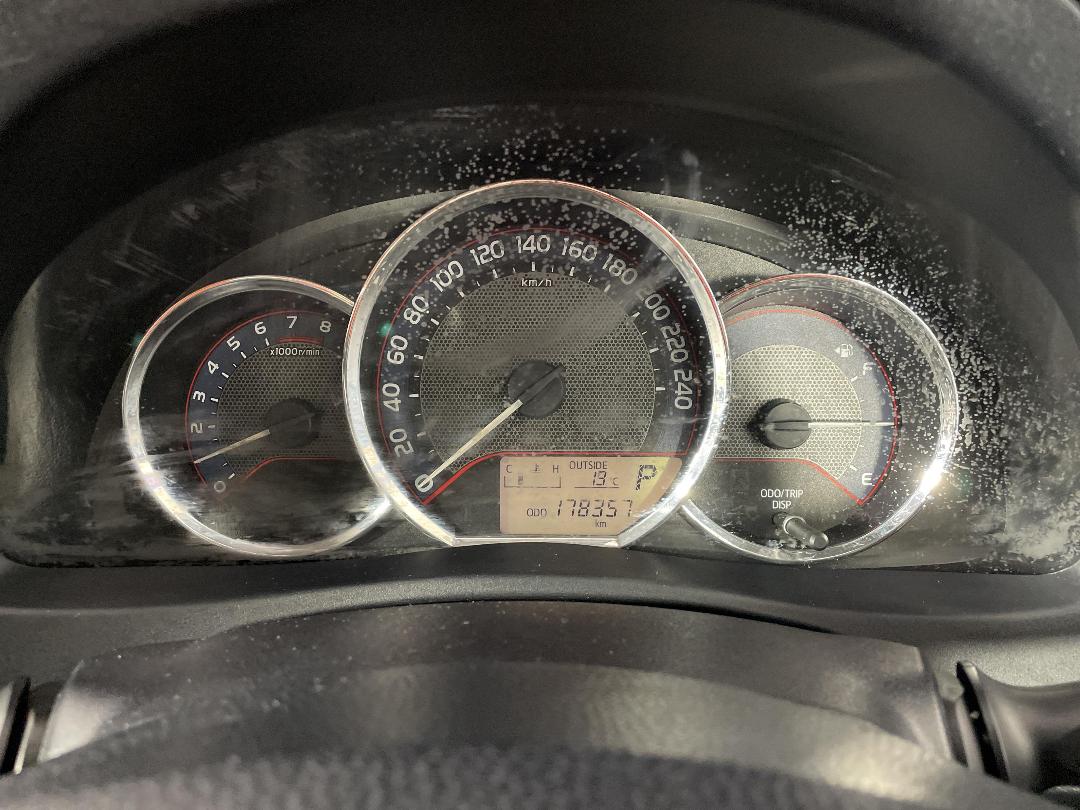 Photo '21' of Toyota Corolla