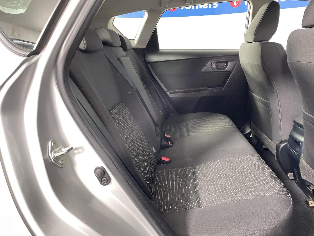 Photo '20' of Toyota Corolla