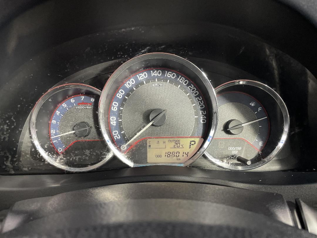 Photo '21' of Toyota Corolla