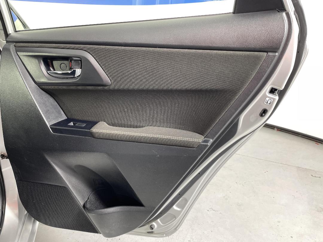 Photo '19' of Toyota Corolla