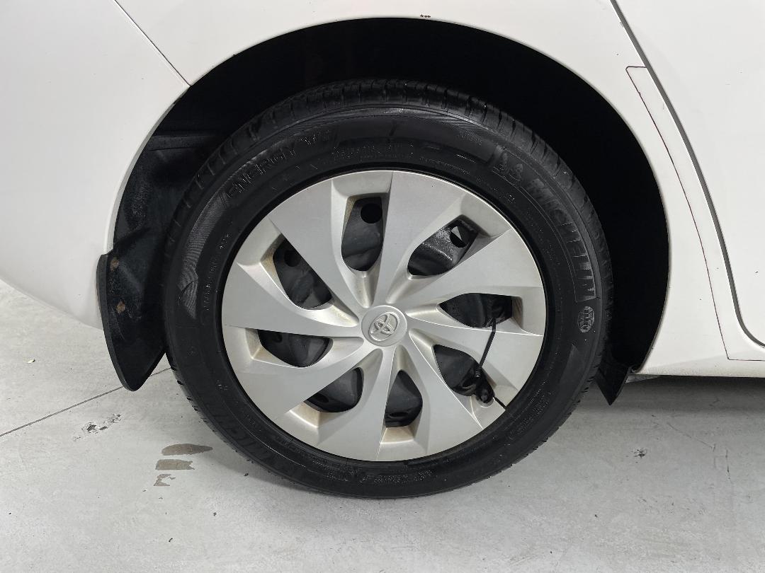 Photo '12' of Toyota Corolla