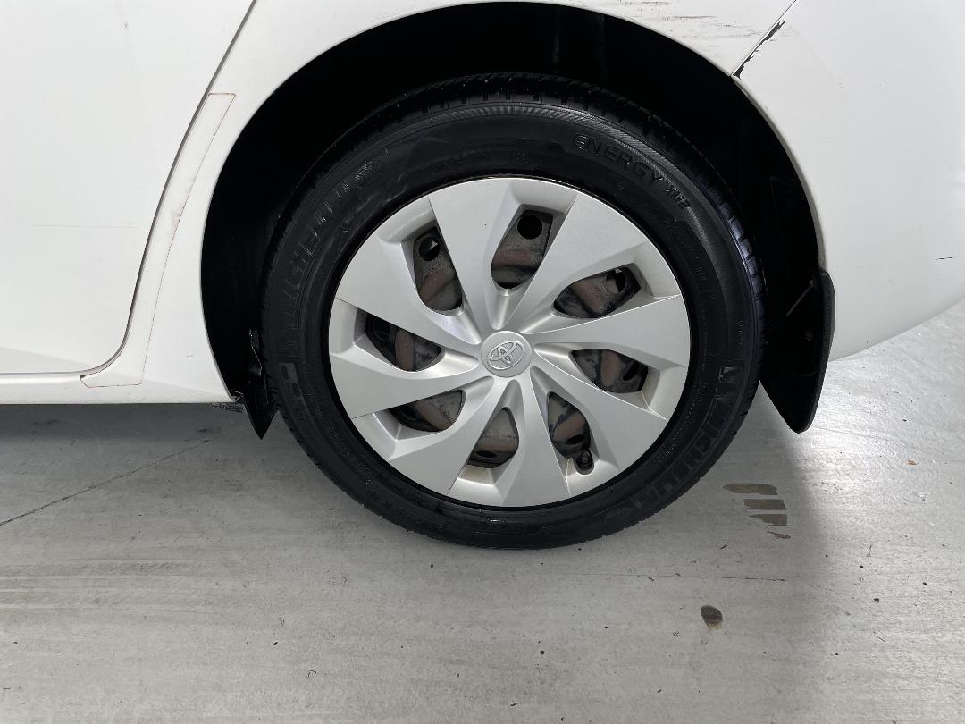 Photo '11' of Toyota Corolla