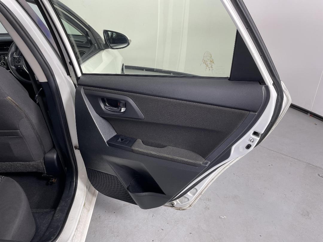 Photo '19' of Toyota Corolla