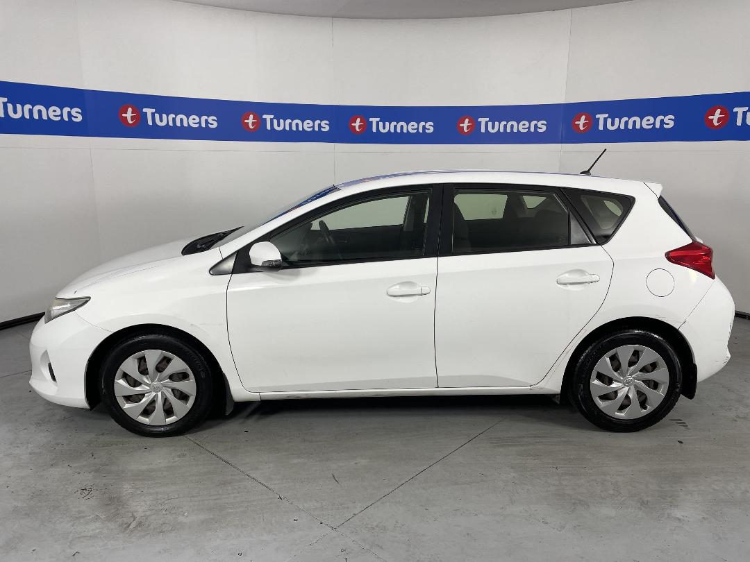 Photo '23' of Toyota Corolla