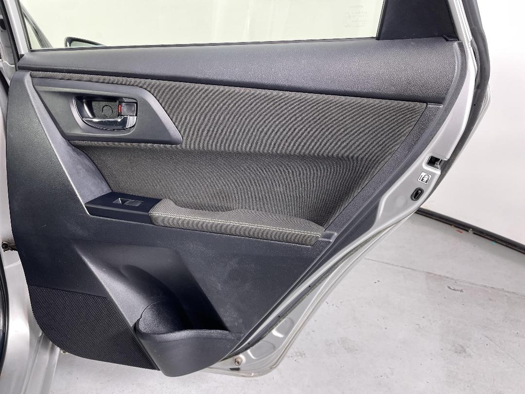 Photo '19' of Toyota Corolla Photo '19' of Toyota Corolla