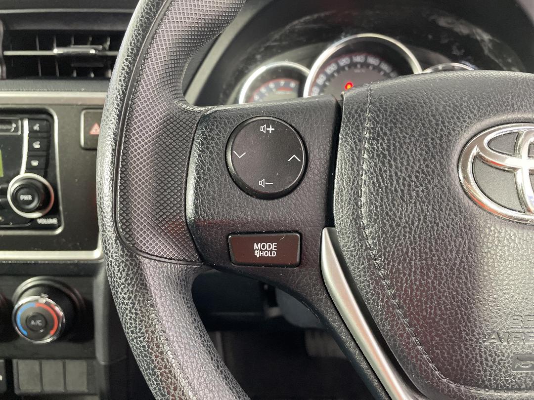 Photo '25' of Toyota Corolla Photo '25' of Toyota Corolla