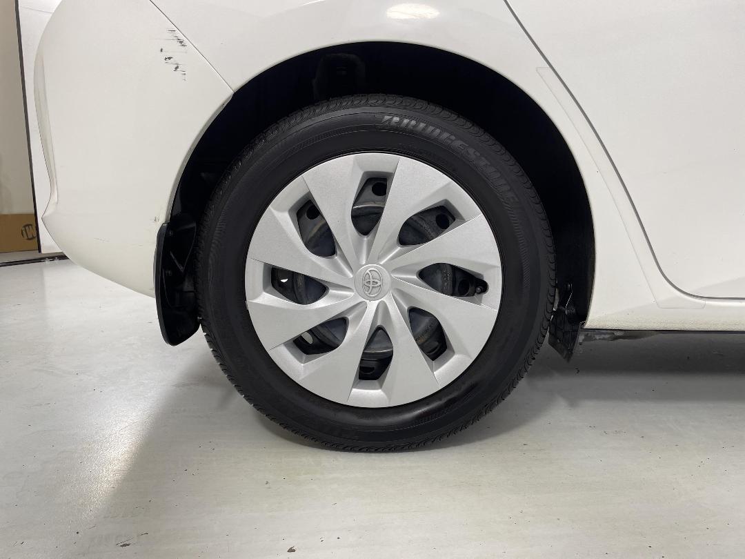 Photo '12' of Toyota Corolla