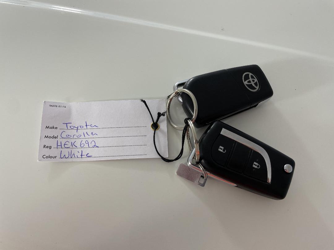 Photo '22' of Toyota Corolla