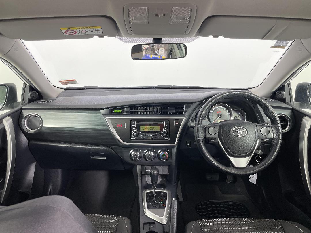 Photo '17' of Toyota Corolla