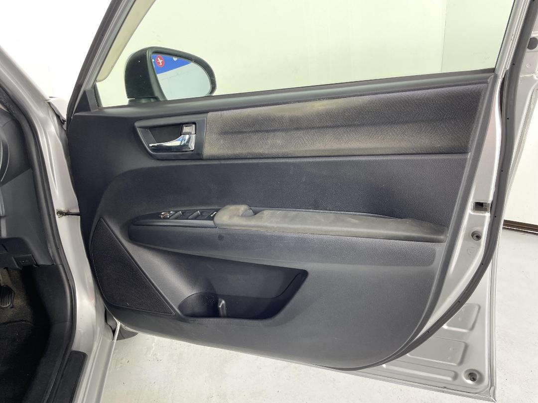 Photo '15' of Toyota Corolla Photo '15' of Toyota Corolla