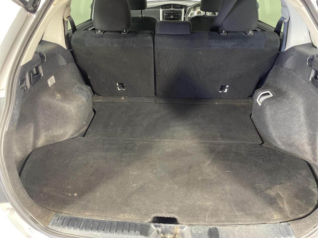 Photo '14' of Toyota Corolla Photo '14' of Toyota Corolla