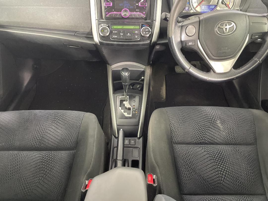 Photo '18' of Toyota Corolla Photo '18' of Toyota Corolla