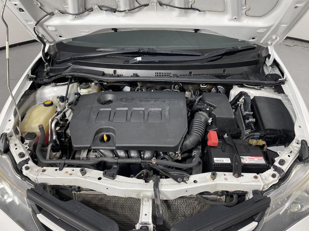 Photo '13' of Toyota Corolla