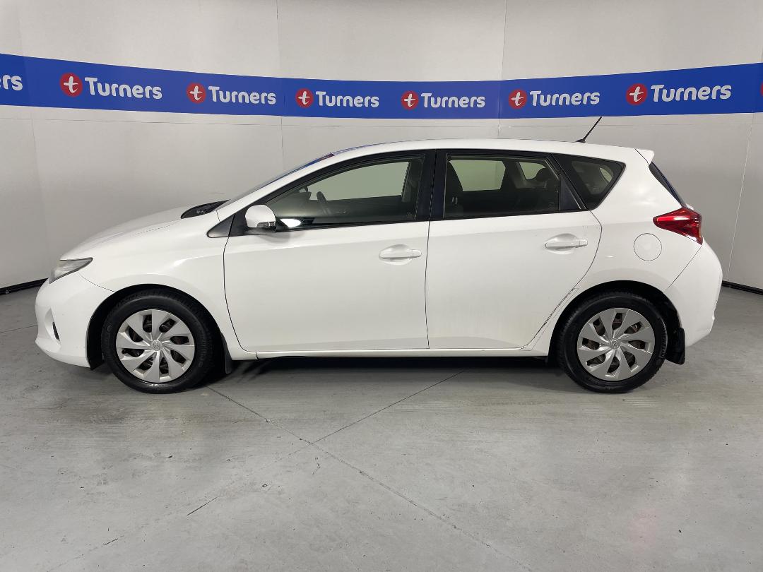 Photo '23' of Toyota Corolla