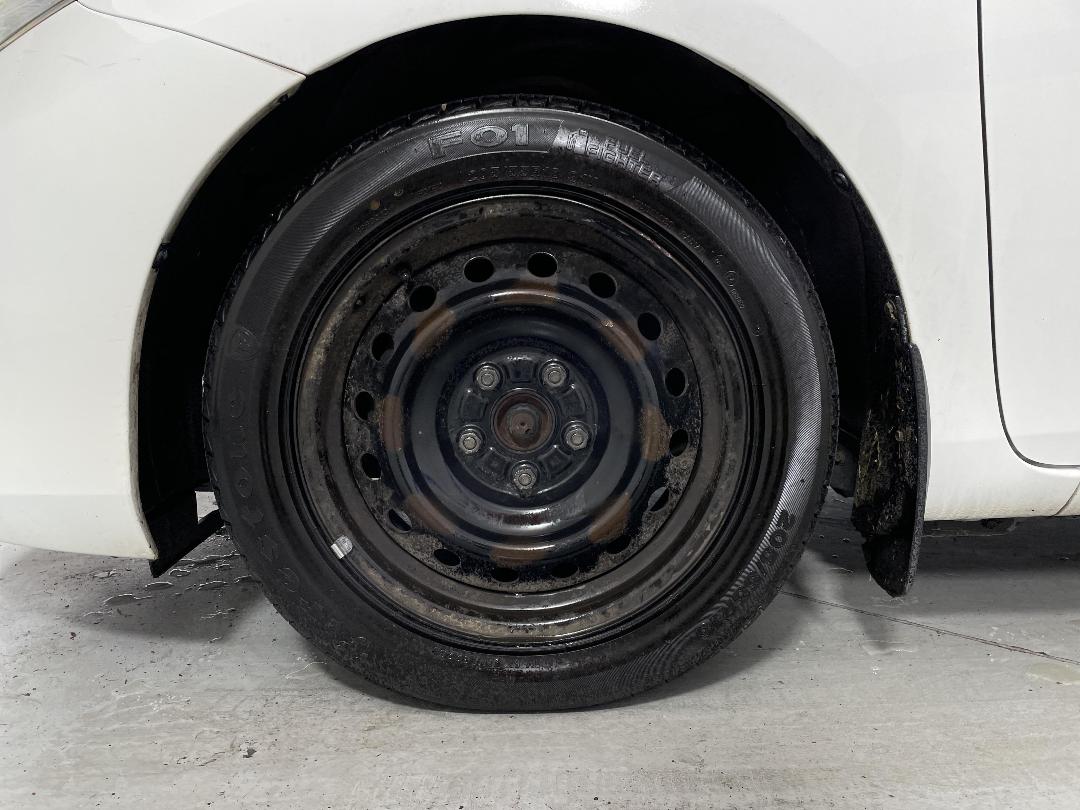 Photo '10' of Toyota Corolla Photo '10' of Toyota Corolla