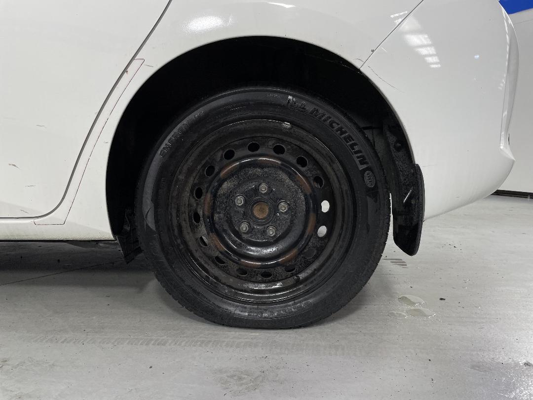 Photo '11' of Toyota Corolla Photo '11' of Toyota Corolla