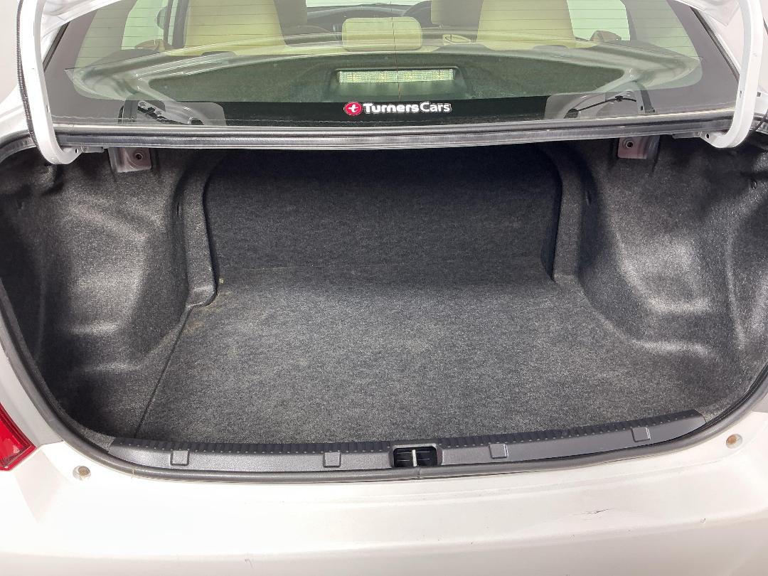 Photo '14' of Toyota Corolla Photo '14' of Toyota Corolla