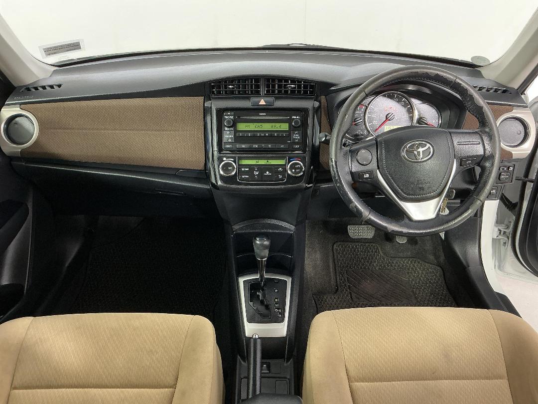 Photo '17' of Toyota Corolla Photo '17' of Toyota Corolla