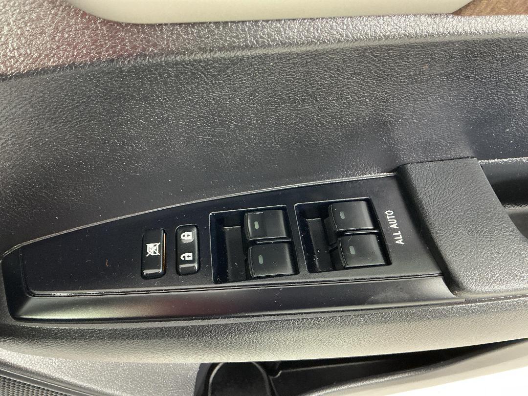 Photo '24' of Toyota Corolla Photo '24' of Toyota Corolla