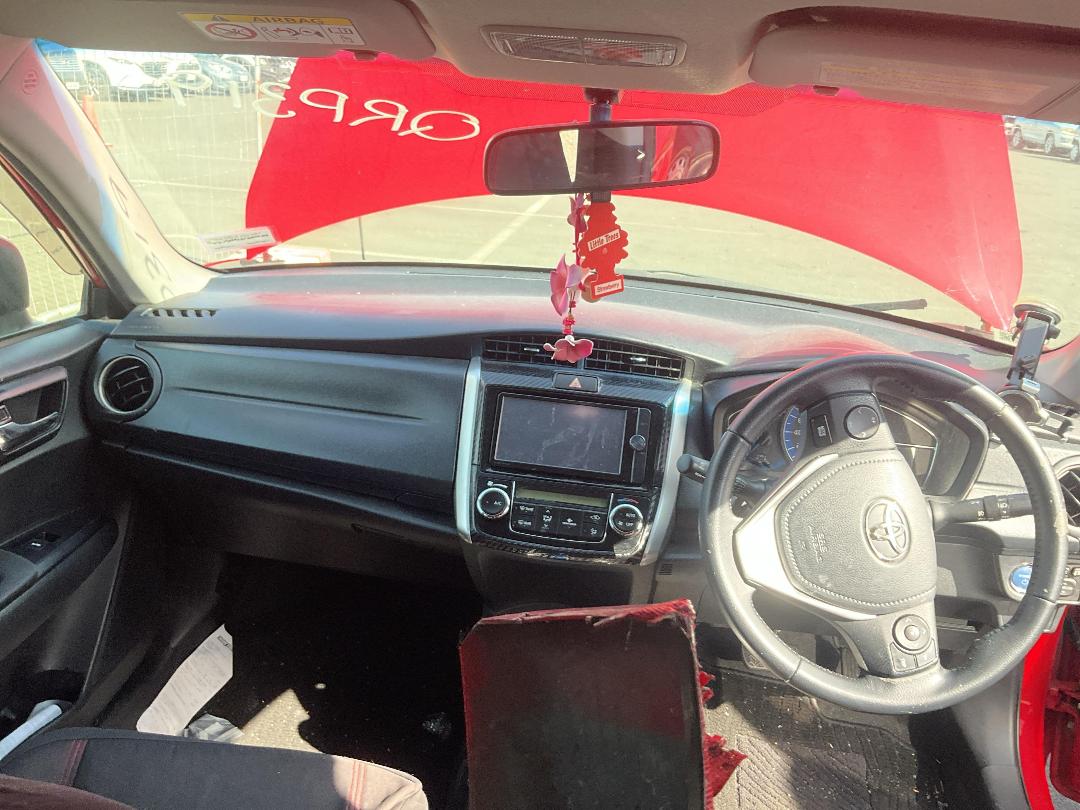 Photo '19' of Toyota Corolla Fielder Hybir