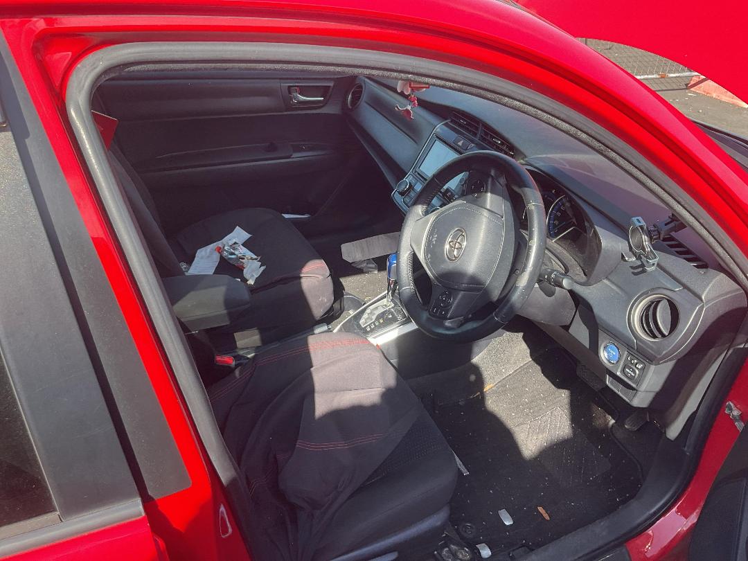 Photo '17' of Toyota Corolla Fielder Hybir