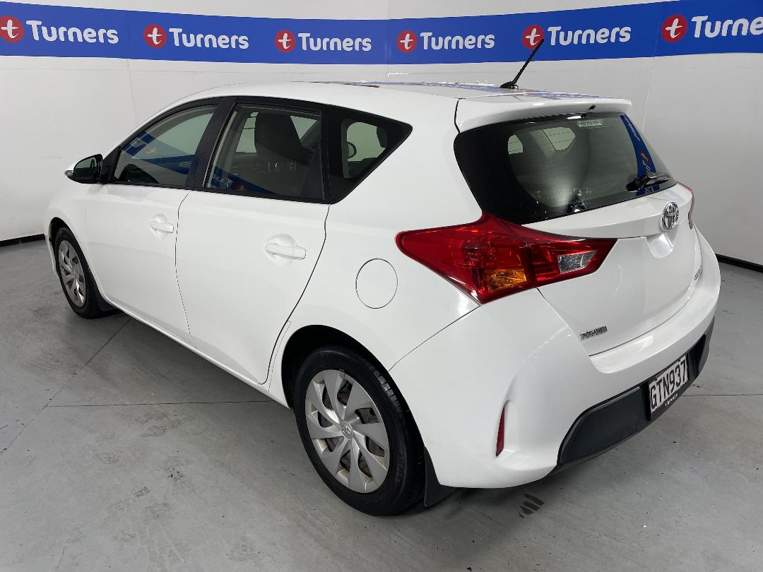 Photo '5' of Toyota Corolla Photo '5' of Toyota Corolla