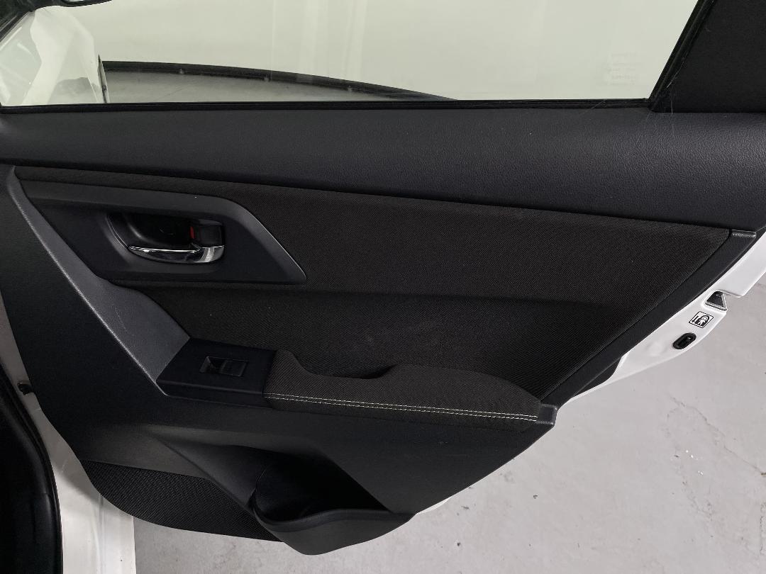 Photo '19' of Toyota Corolla Photo '19' of Toyota Corolla