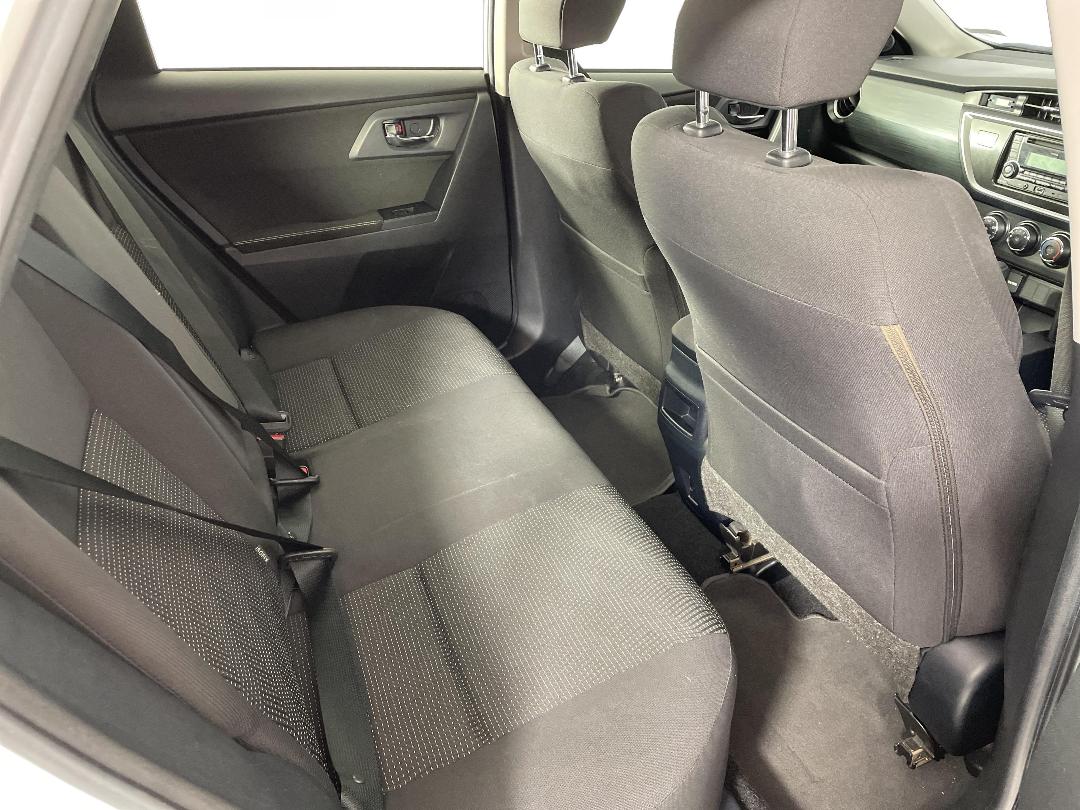 Photo '20' of Toyota Corolla Photo '20' of Toyota Corolla