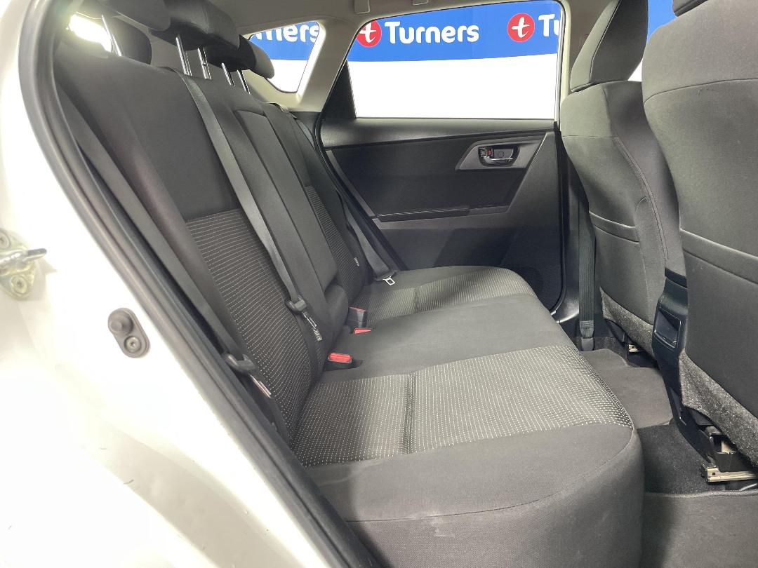 Photo '20' of Toyota Corolla