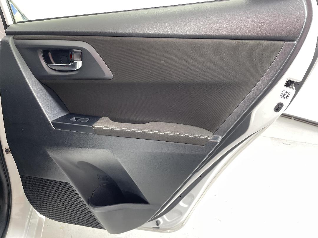 Photo '19' of Toyota Corolla