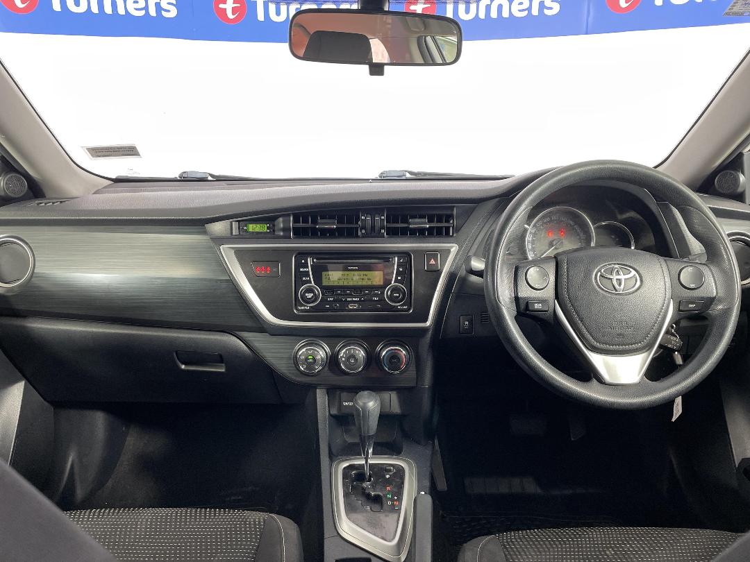 Photo '17' of Toyota Corolla