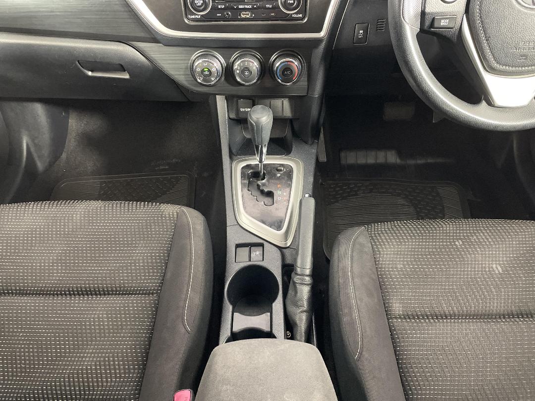 Photo '18' of Toyota Corolla