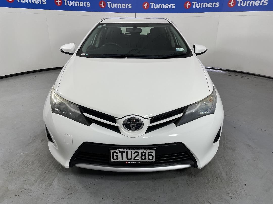 Photo '2' of Toyota Corolla