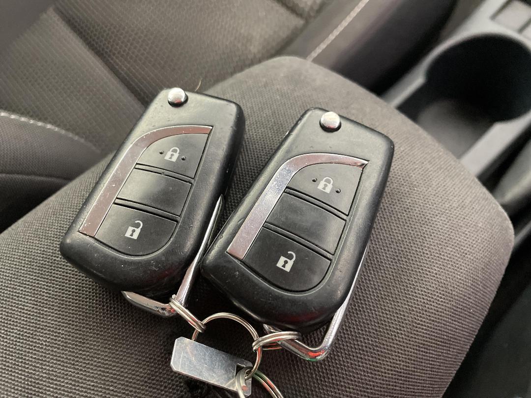 Photo '22' of Toyota Corolla