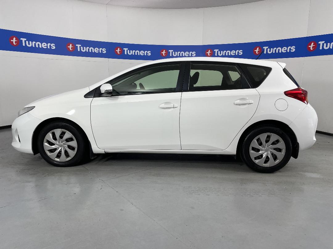 Photo '24' of Toyota Corolla