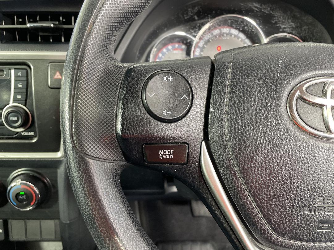 Photo '25' of Toyota Corolla