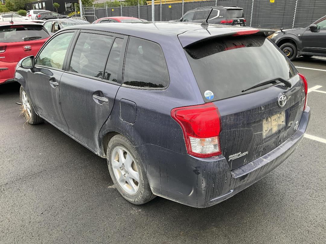 Photo '3' of Toyota Corolla Fielder S Photo '3' of Toyota Corolla Fielder S